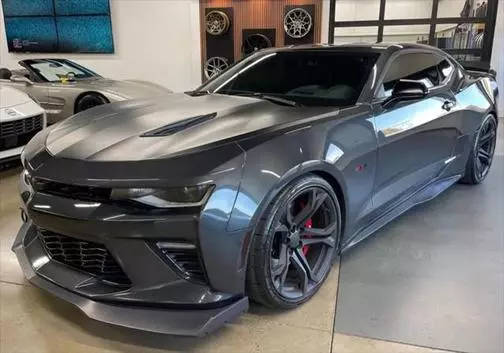 2018 Chevrolet Camaro 1SS RWD photo