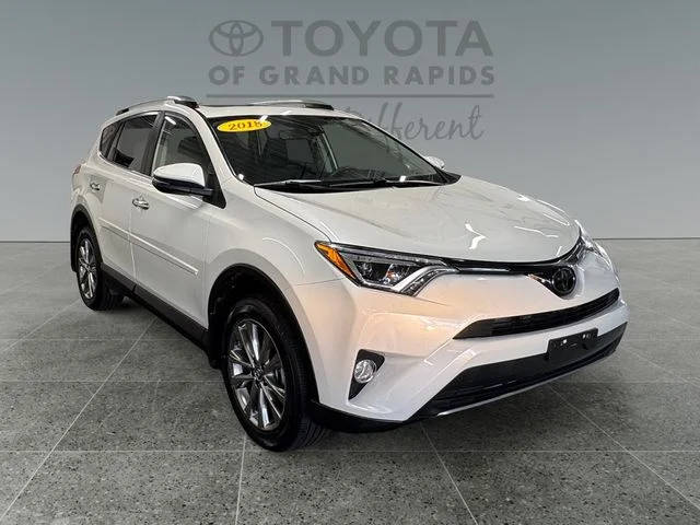 2018 Toyota RAV4 Limited AWD photo