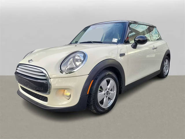 2015 MINI Hardtop 2 Door  FWD photo