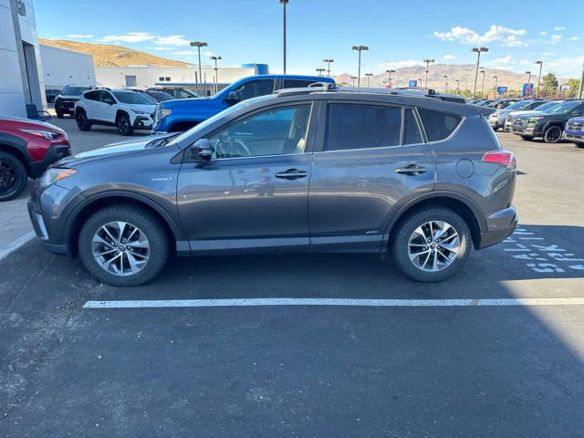 2018 Toyota RAV4 Hybrid XLE AWD photo