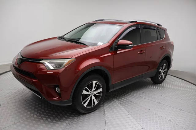 2018 Toyota RAV4 XLE FWD photo