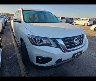 2019 Nissan Pathfinder SL FWD photo