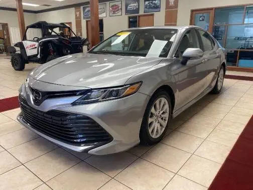 2019 Toyota Camry LE FWD photo