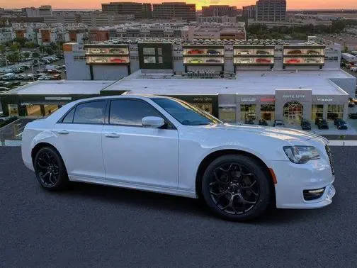 2019 Chrysler 300 300S RWD photo