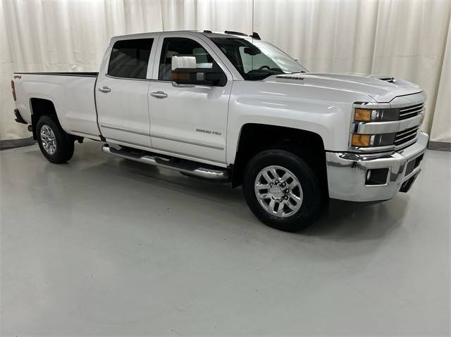 2019 Chevrolet Silverado 2500HD LTZ 4WD photo