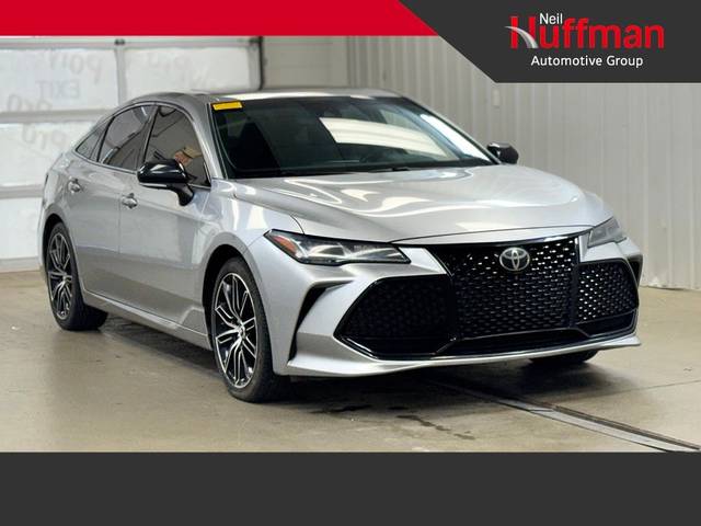 2019 Toyota Avalon Touring FWD photo