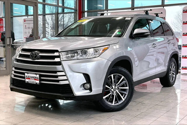 2019 Toyota Highlander XLE AWD photo