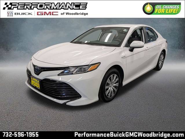 2019 Toyota Camry Hybrid LE FWD photo