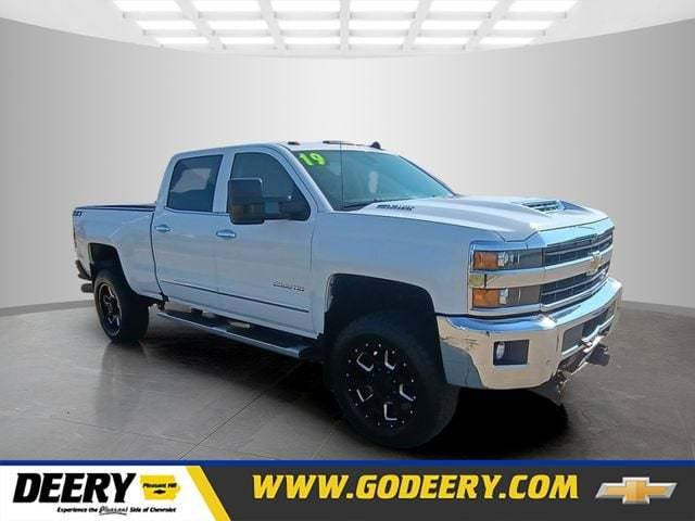 2019 Chevrolet Silverado 2500HD LTZ 4WD photo