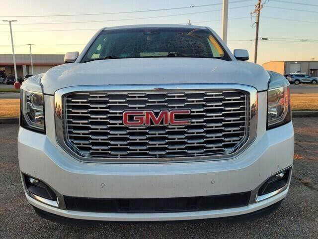 2019 GMC Yukon Denali 4WD photo