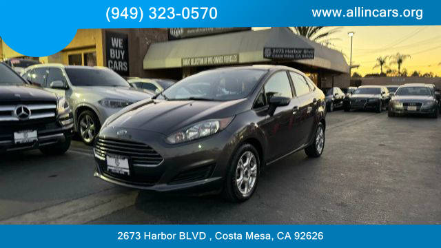 2016 Ford Fiesta SE FWD photo