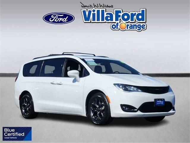 2019 Chrysler Pacifica Minivan Touring L Plus FWD photo