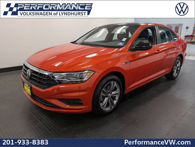 2019 Volkswagen Jetta R-Line FWD photo