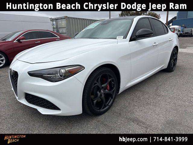 2019 Alfa Romeo Giulia Ti AWD photo