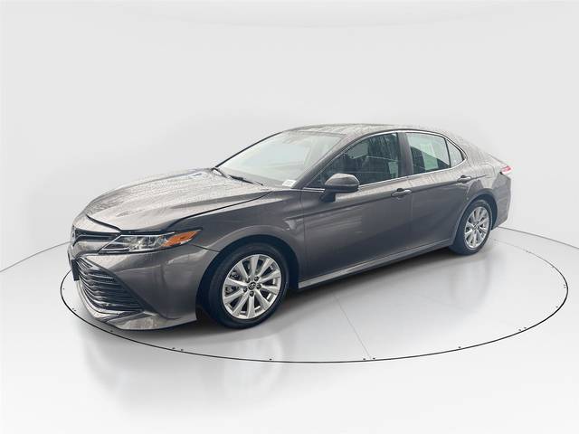 2019 Toyota Camry LE FWD photo