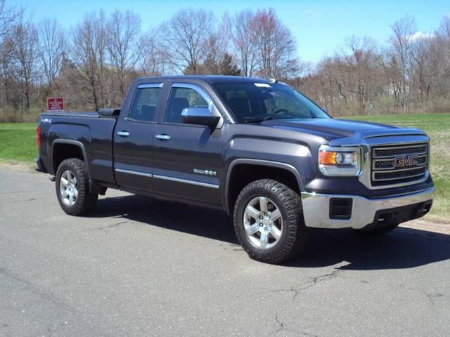 2015 GMC Sierra 1500 4WD photo