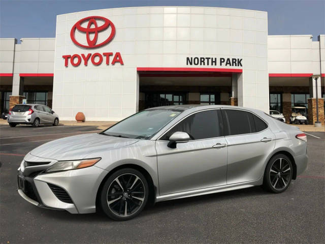 2019 Toyota Camry XSE FWD photo