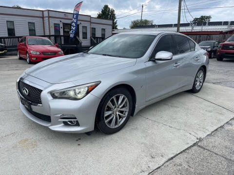 2015 Infiniti Q50  RWD photo