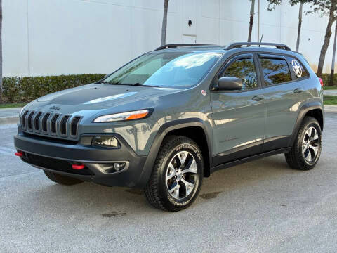 2015 Jeep Cherokee Trailhawk 4WD photo