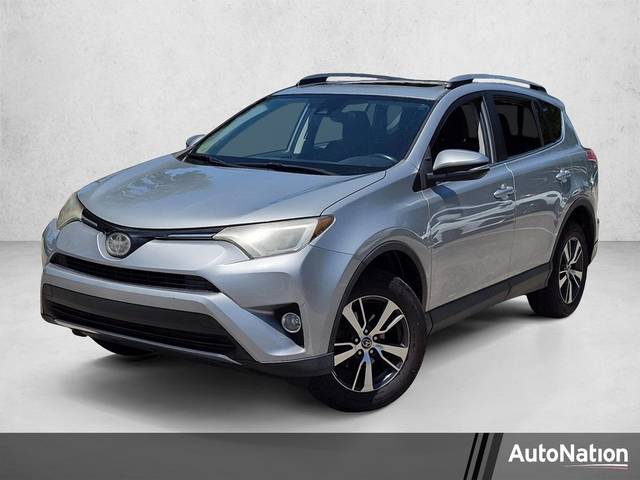 2018 Toyota RAV4 XLE FWD photo