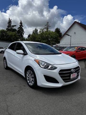 2017 Hyundai Elantra GT FWD photo