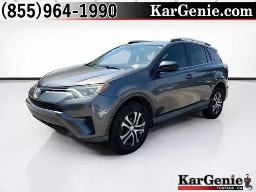 2017 Toyota RAV4 LE FWD photo