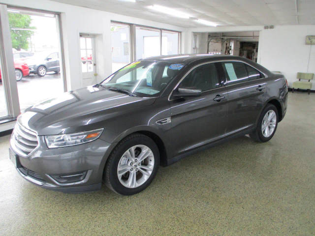 2019 Ford Taurus SEL FWD photo
