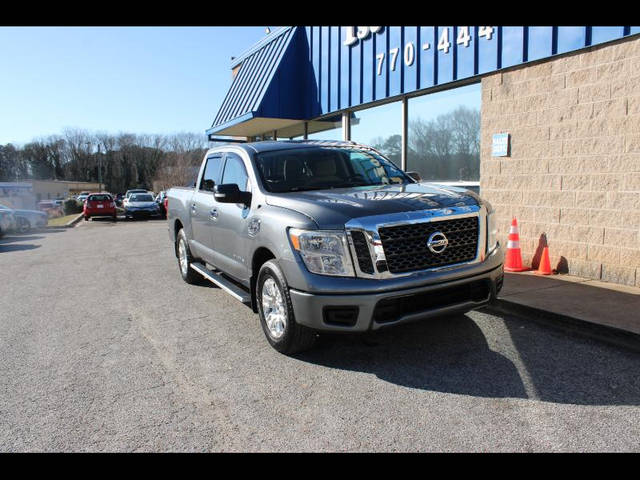 2017 Nissan Titan SV RWD photo