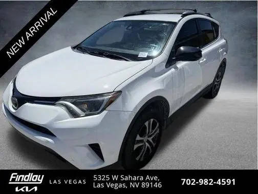 2018 Toyota RAV4 LE AWD photo