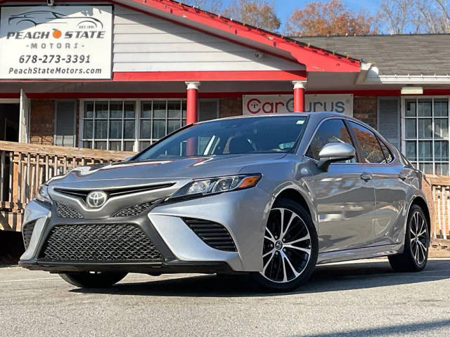 2019 Toyota Camry SE FWD photo