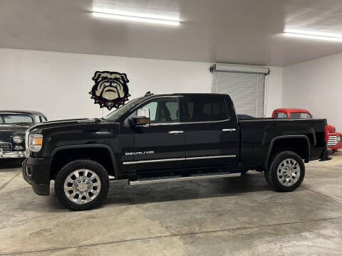 2019 GMC Sierra 2500HD Denali 4WD photo