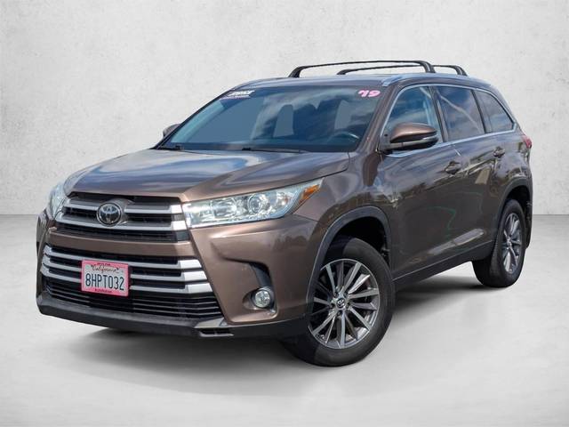 2019 Toyota Highlander XLE AWD photo