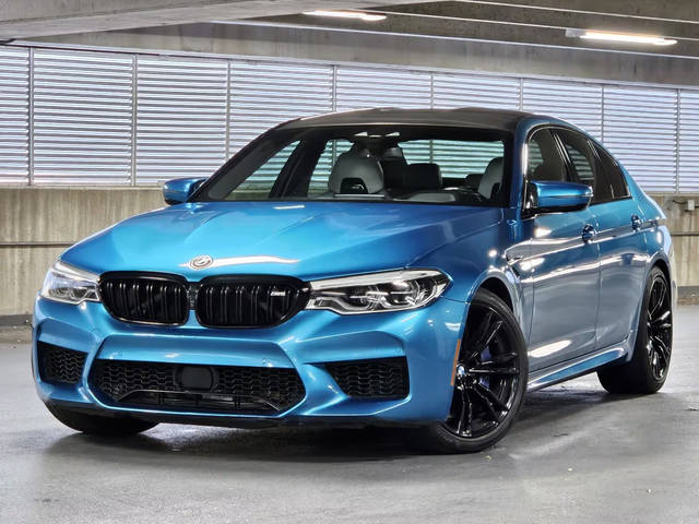 2019 BMW M5  AWD photo