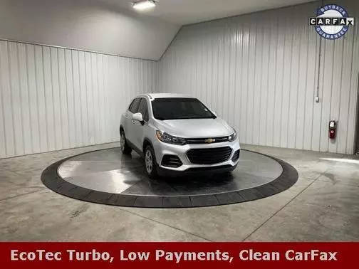 2019 Chevrolet Trax LS FWD photo