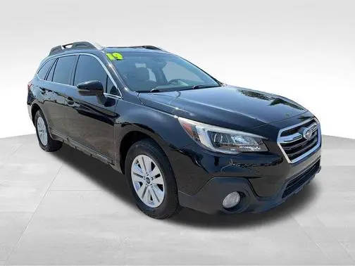 2019 Subaru Outback Premium AWD photo