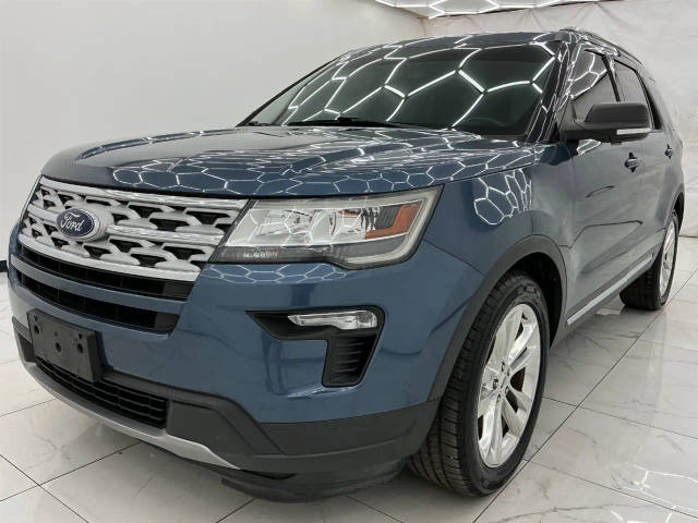 2019 Ford Explorer XLT FWD photo