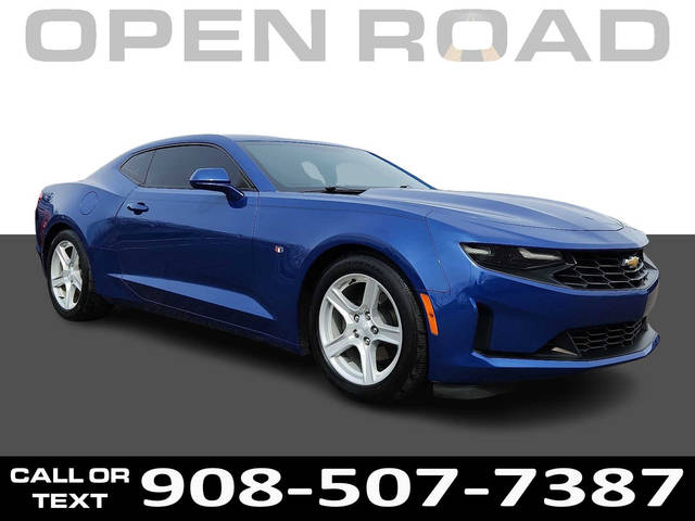 2019 Chevrolet Camaro 1LT RWD photo