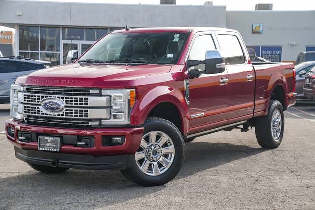 2019 Ford F-350 Super Duty Platinum 4WD photo