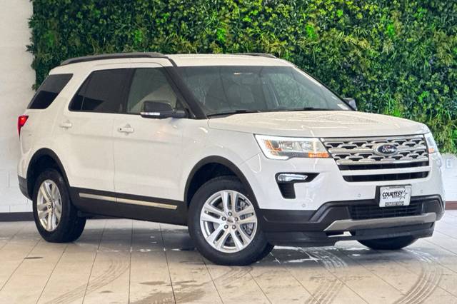 2019 Ford Explorer XLT 4WD photo