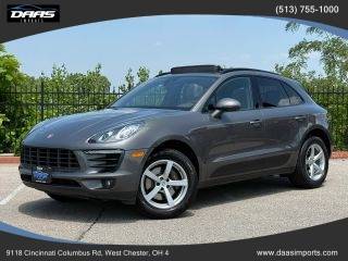 2018 Porsche Macan AWD photo