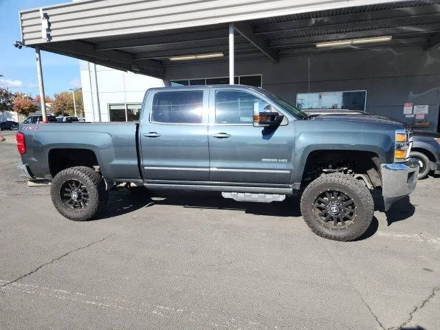 2019 Chevrolet Silverado 2500HD LTZ 4WD photo