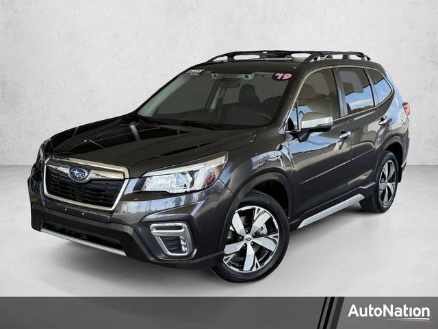 2019 Subaru Forester Touring AWD photo