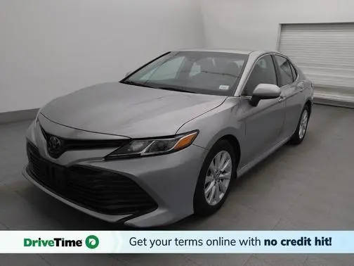 2019 Toyota Camry LE FWD photo