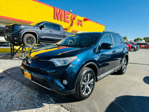 2018 Toyota RAV4 XLE AWD photo