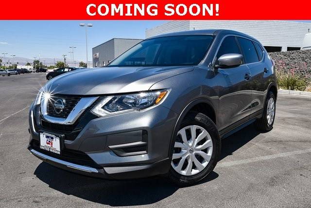 2018 Nissan Rogue S FWD photo