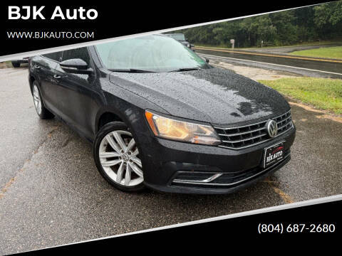 2019 Volkswagen Passat 2.0T Wolfsburg Edition FWD photo