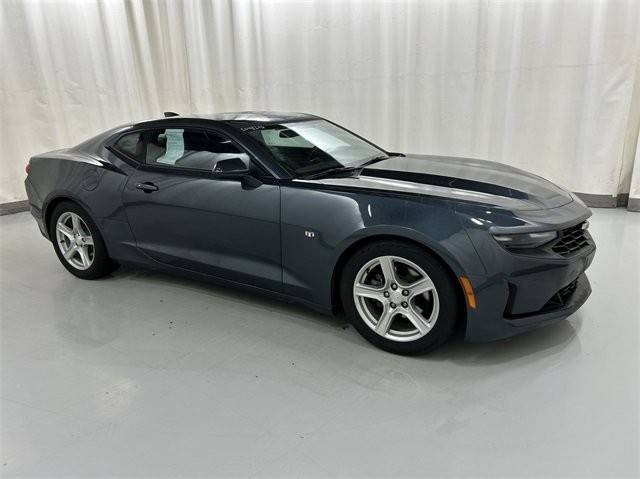 2019 Chevrolet Camaro 1LT RWD photo