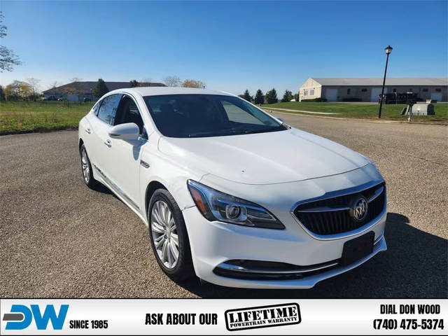 2018 Buick LaCrosse Essence FWD photo