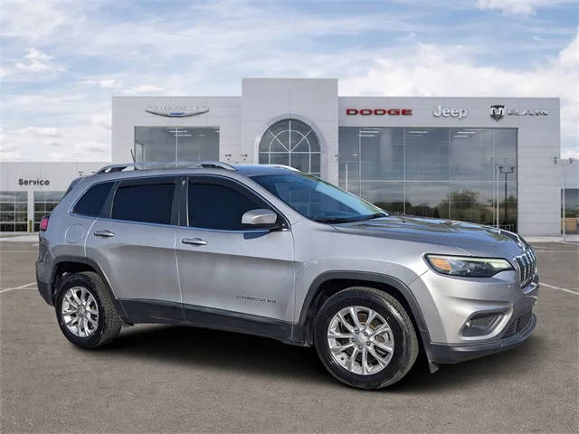 2019 Jeep Cherokee Latitude FWD photo