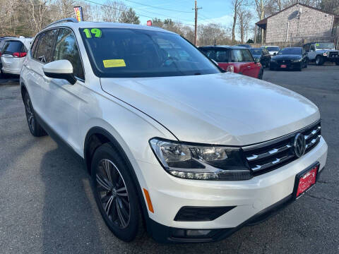 2019 Volkswagen Tiguan SEL AWD photo